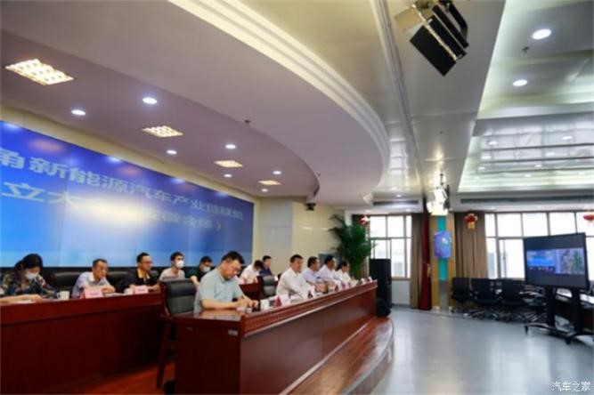 瞻新能源汽車產(chǎn)業(yè)趨勢，2022長三角汽車產(chǎn)業(yè)及供應(yīng)鏈博覽會創(chuàng)新前進