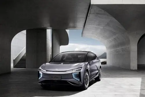 新能源車也“怕冷” ，汽車產(chǎn)業(yè)鏈如何阻止冬季新能源車?yán)m(xù)航“憑空消失”？